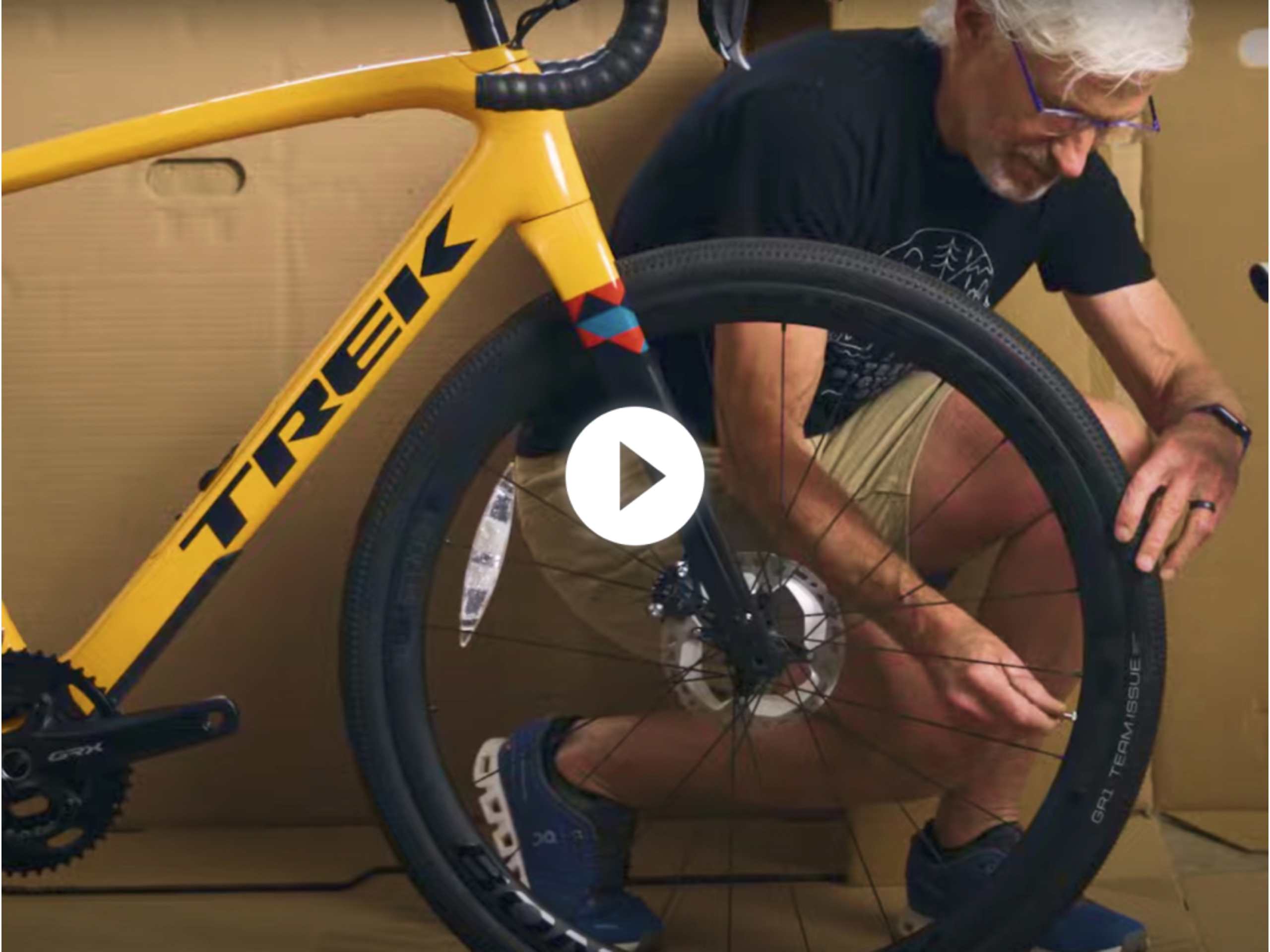 Trekバイクの組立て - 専門家によるすべてのバイク組立てに役立つ指南
