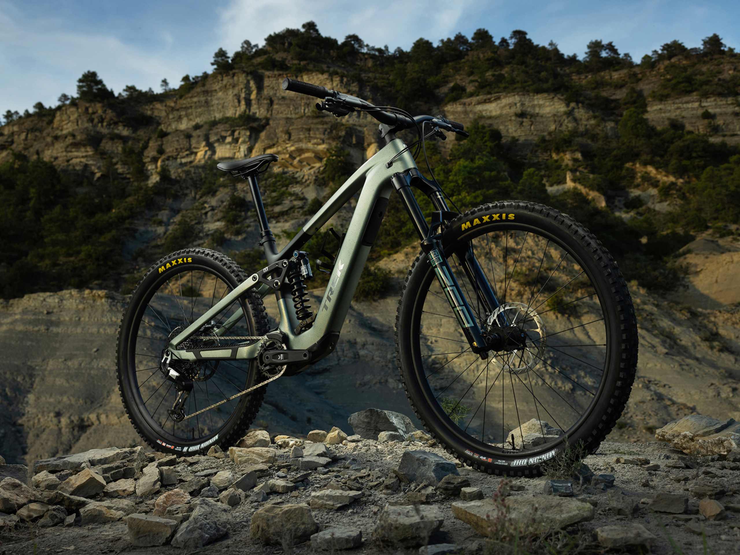 fahrradständer abstände Fahrradlift PARKIS Basic – vertikale Wandhalterung, platzsparend Größe:15cm 522Wh Synchroniser Compteur Bc16 Deals