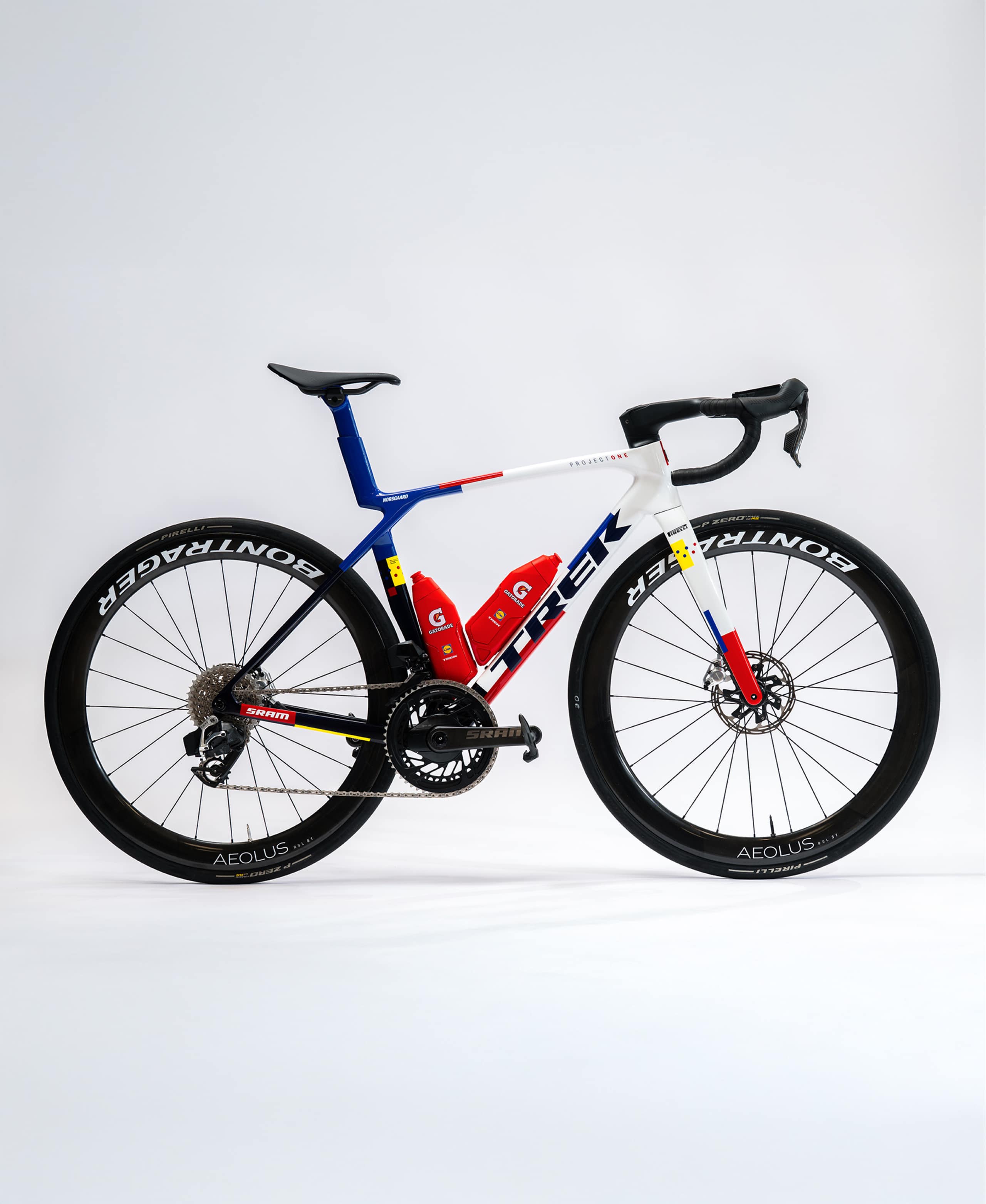 引き取り限定⭐️TREK USホスタルチームレプリカフルカーボン　フルデュラ プロのように乗る｜Trek プロ・サイクリングウェア＆キット - Trek