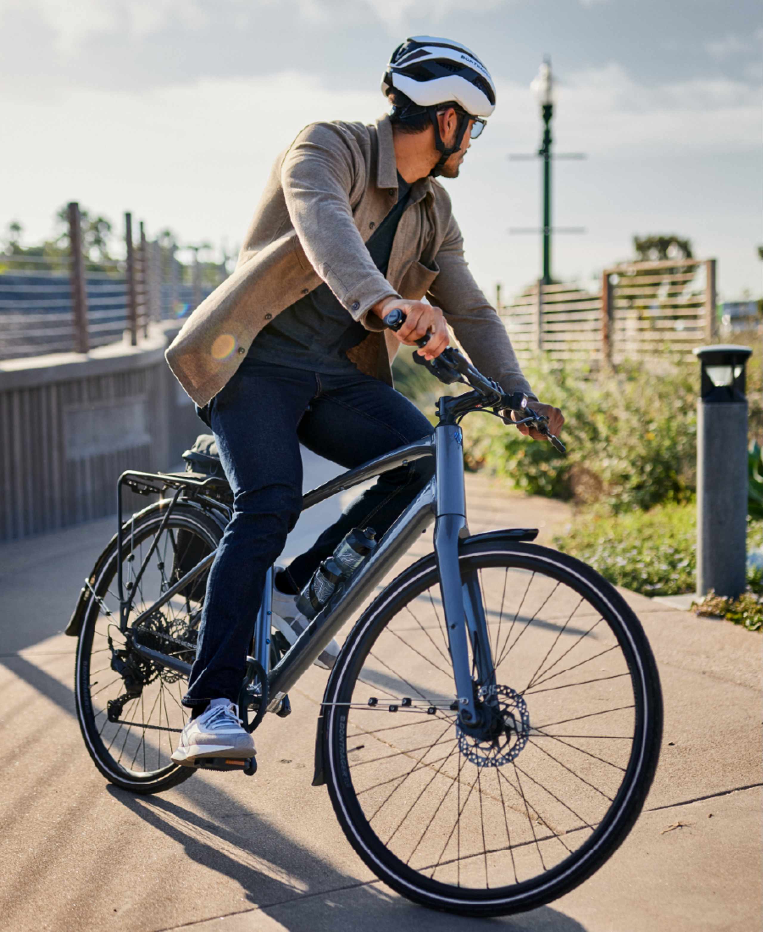 日常にちょうどいい自転車、トレックのクロスバイク FX - Trek Bikes (JP)