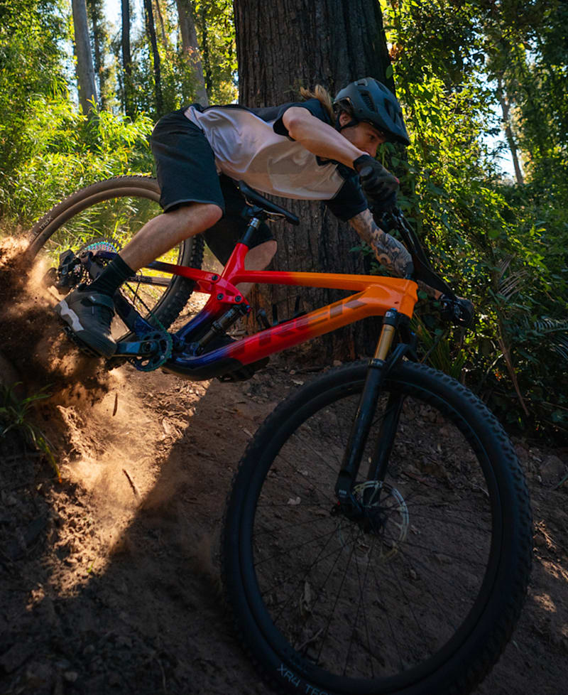 Trek Slash 9.9 X0 AXS T-Type Gen 6 9