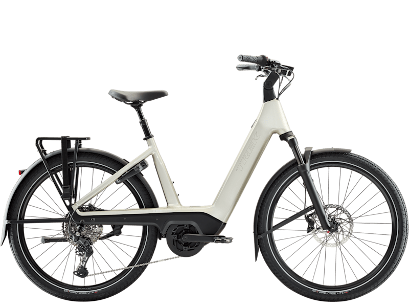 Městské elektrokolo Trek Charter+ 5 R10 800 Wh Lowstep